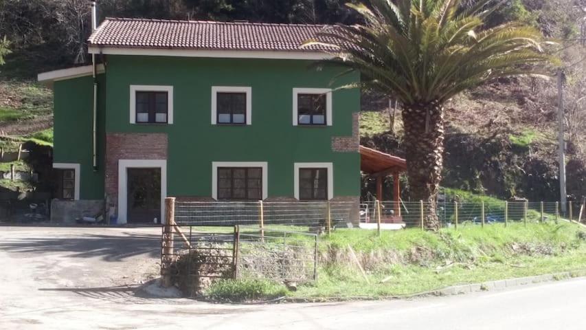 Santolaya de Cabranes Hotel Penacabrera 1 מראה חיצוני תמונה